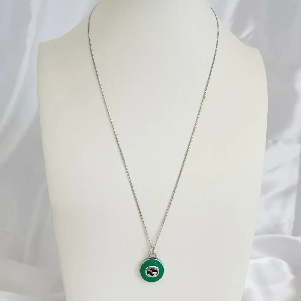 Gucci zipper pull